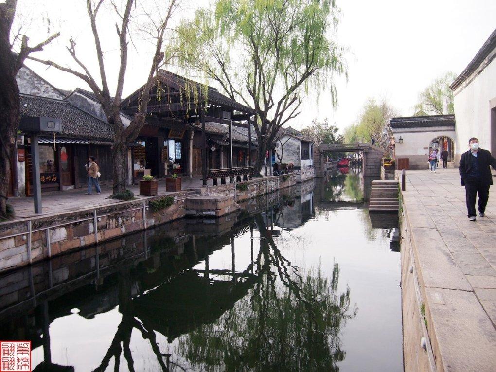西延高铁全线最长桥梁——富平特大桥首孔箱梁成功架设